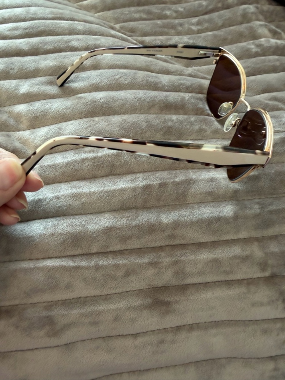 Wittnauer cat eye Women's Sunglasses in Black and Brown - Picture 5 of 7